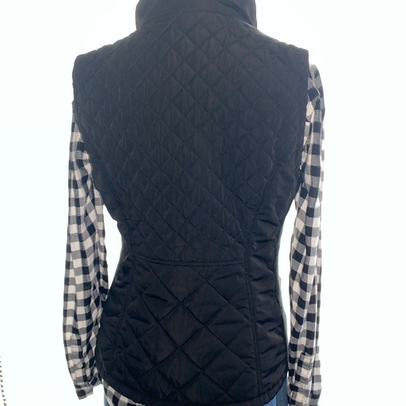 Andrew Marc Quilted Vest - Picture 4 of 6